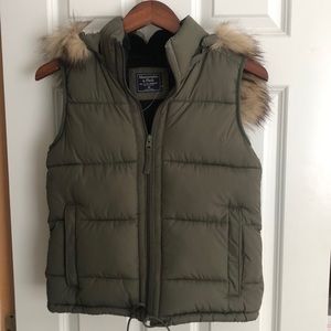 Abercrombie Women’s Vest with Hood